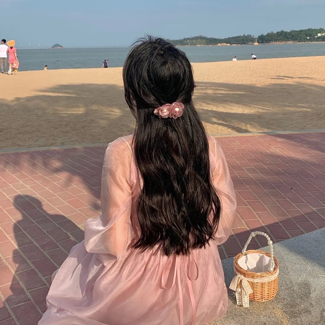 出墙花